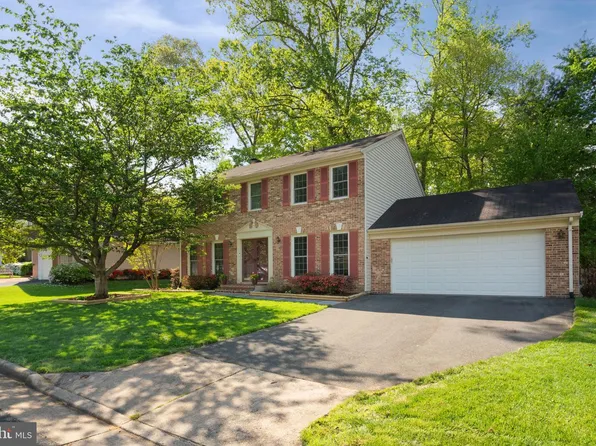 9833 Natick Rd, Burke, VA 22015