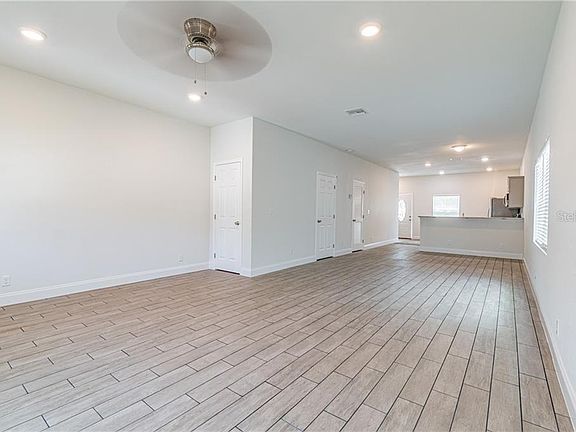 5th image of 4010 6th St