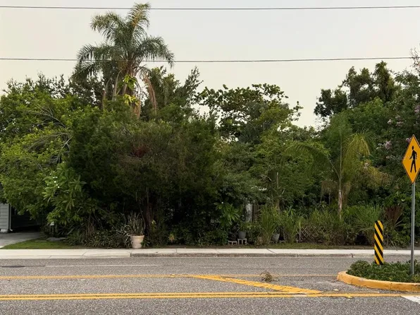 600 38th Ave N, Saint Petersburg, FL 33704