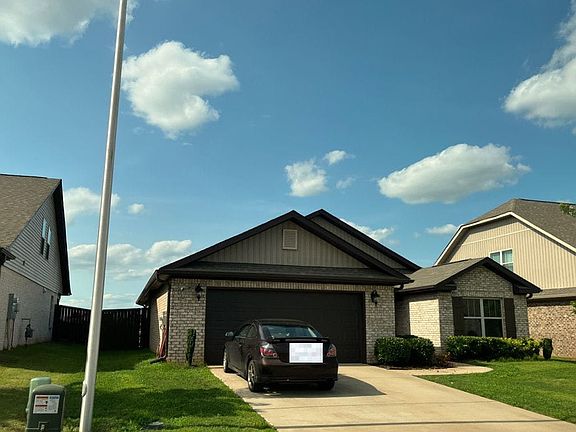 2nd image of 139 Sublett Dr