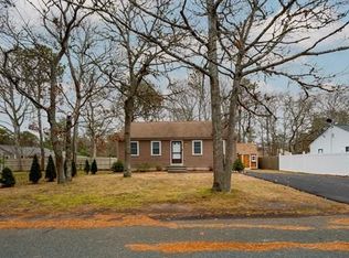 40 Thatcher Rd, South Yarmouth, MA 02664