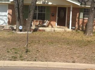 1604 1st St, Kerrville, TX 78028