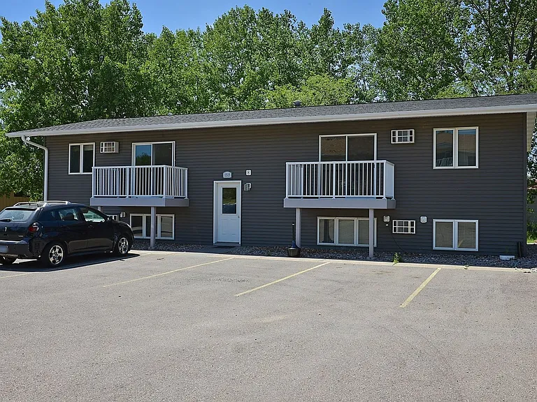4-Plex Apartment on North Hill! 1515 12th St. NW! — Photo 11