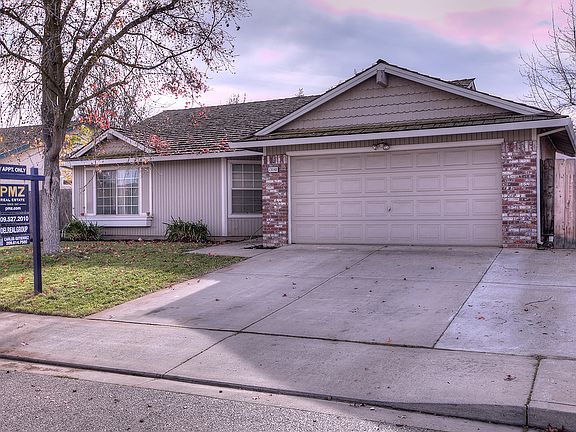 3rd image of 13048 Heather Dr