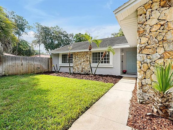 3rd image of 8405 WAIALAE COURT