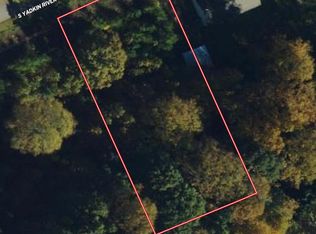 122 S Yadkin River Rd, Statesville, NC 28625
