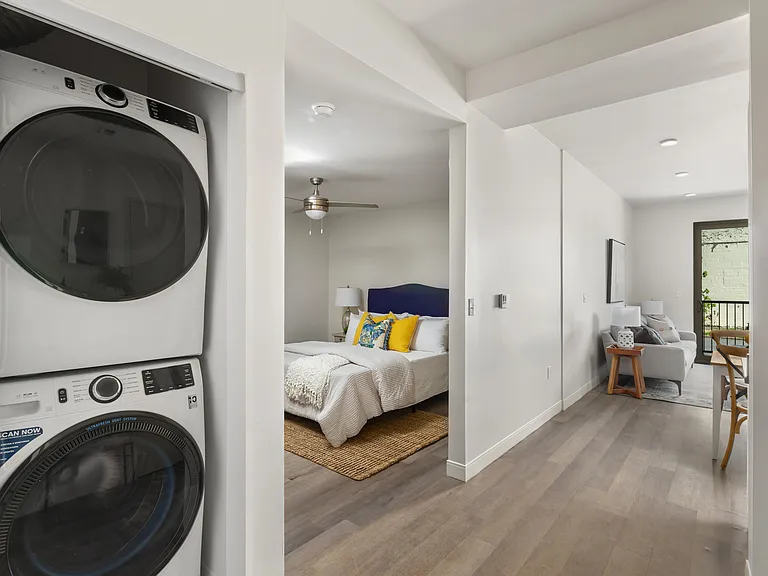4420 Norfolk Ave #8 — Photo 4