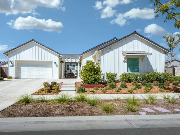 4146 Blackfish Rd, Madera, CA 93636