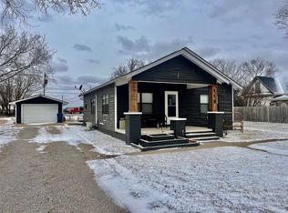 118 N Symcox St, Cordell, OK 73632