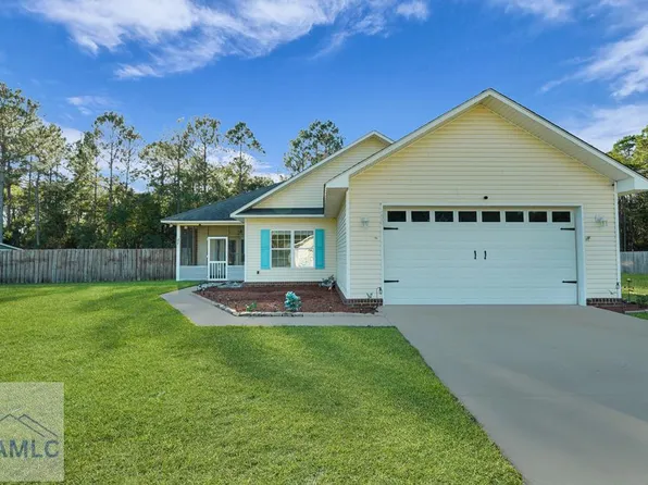 270 Carson St NE, Ludowici, GA 31316