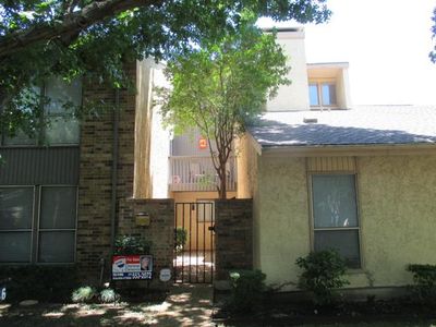 9846 Smokefeather Ln, Dallas, TX, 75243