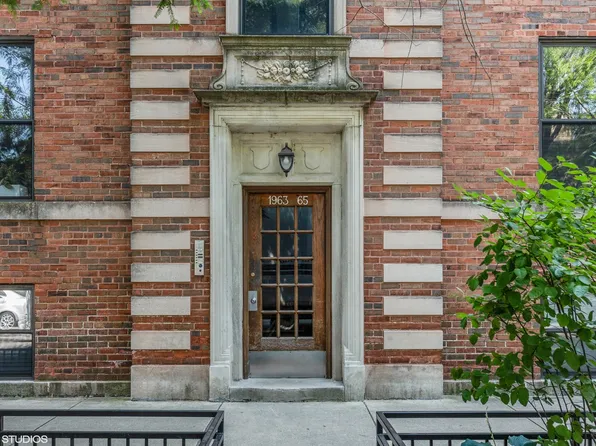 1965 W Cullom Ave #3, Chicago, IL 60613