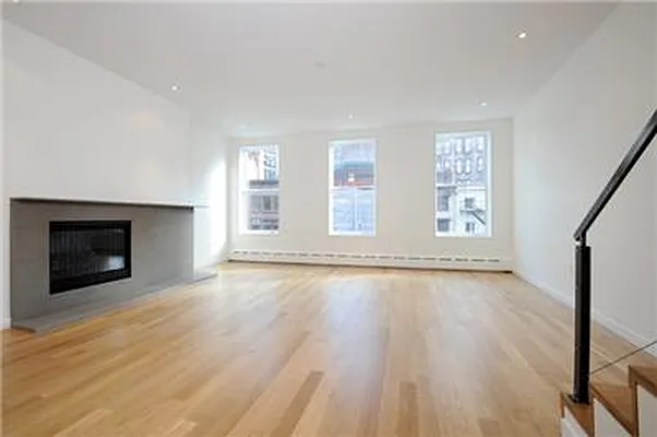 Rented by Engel & Völkers New York City | media 22