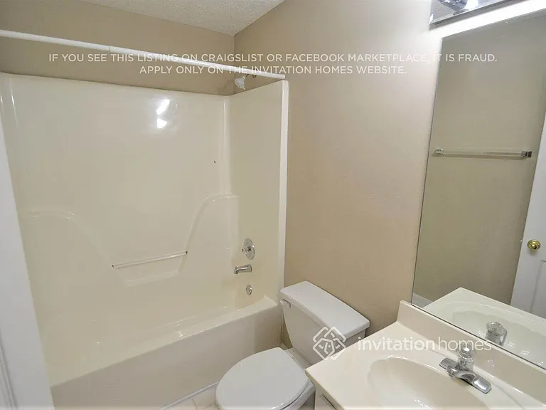 1661 Hampton Walk Dr — Photo 9