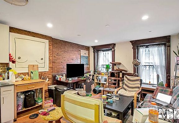 2nd image of 84 Mac Donough St #1