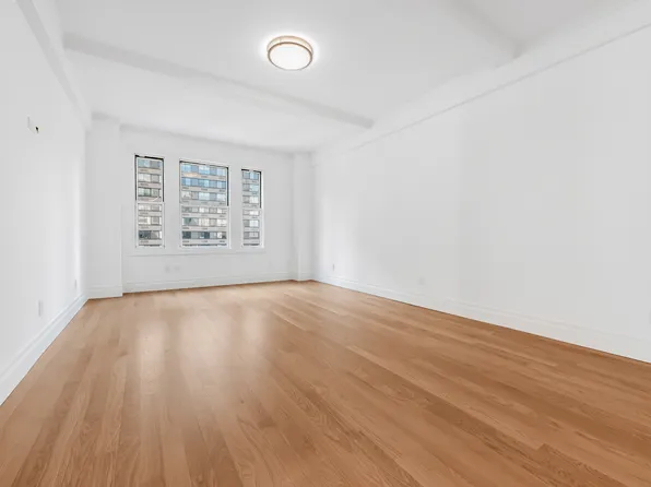 241 West 97th Street 2M image 3 of 27