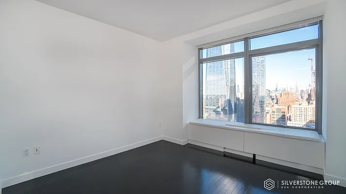 Rented by Silverstone Group USA Corp. | media 39