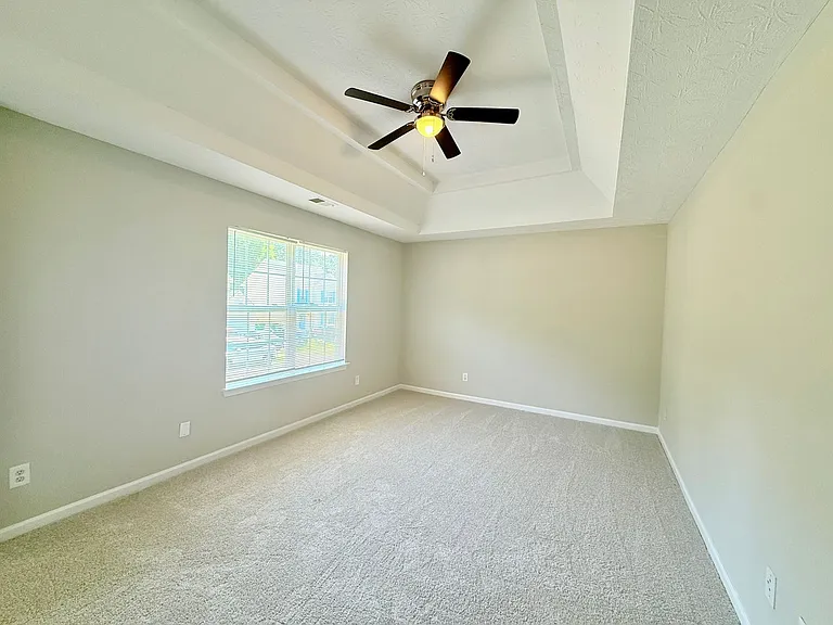 4113 Parkdale Dr — Photo 7