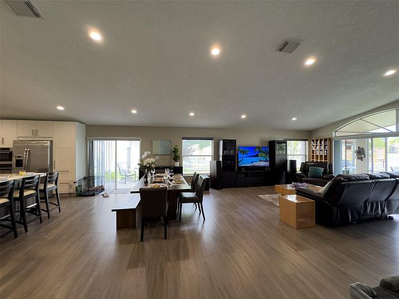 5th image of 1911 NW 180th Way