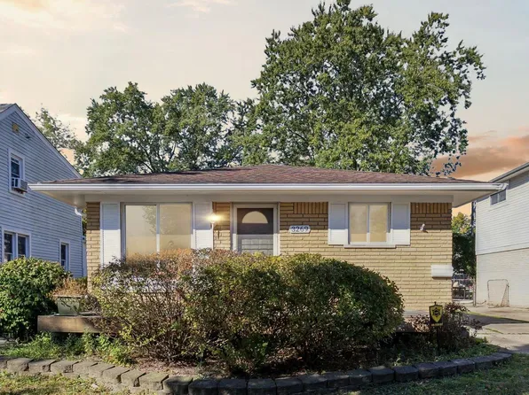 3269 Bacon Ave, Berkley, MI 48072