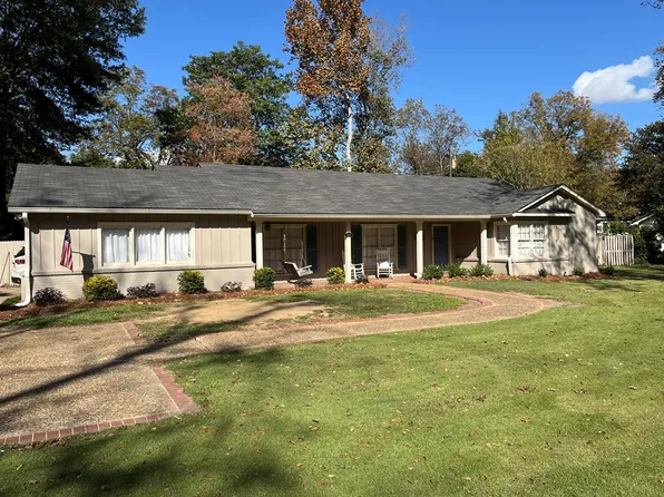103 Seymour Dr, Indianola, MS 38751