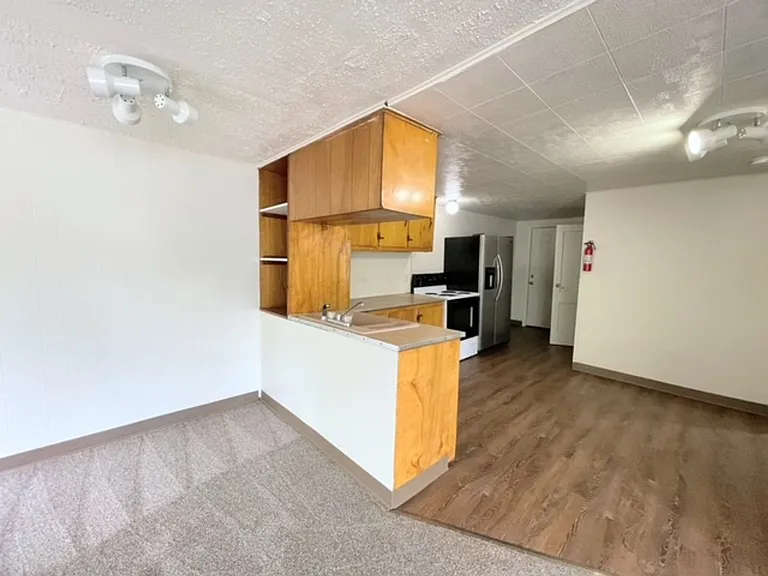 8414 Duben Ave — Photo 12