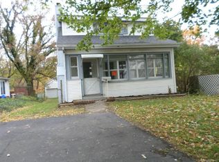 212 Bluff Dr, East Rochester, NY 14445
