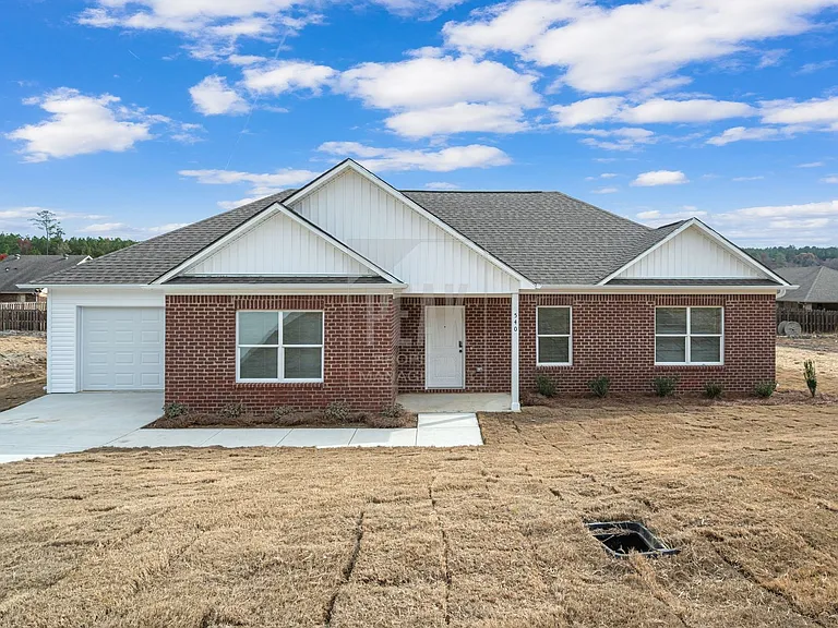 540 Woodland Cir — Photo 3