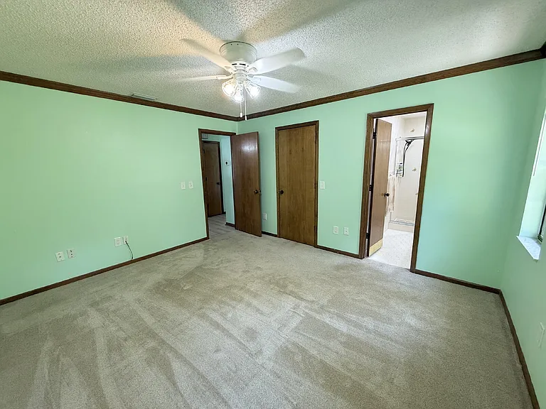 6203 Emerson Dr — Photo 6