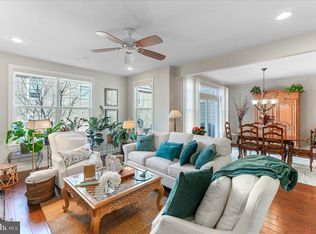 117 Elton Farm Cir, Glen Mills, PA 19342
