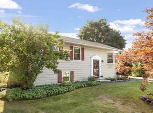 5 Glenn Rd, Merrimac, MA 01860