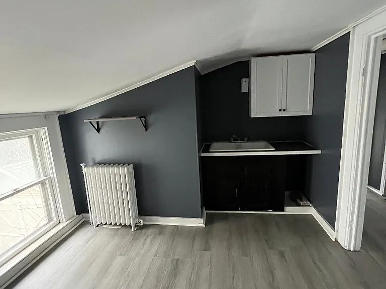 89 W Seneca St #4 — Photo 3