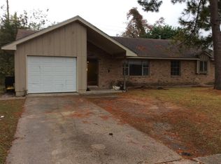 9122 Sunnywood Dr, Houston, TX 77088