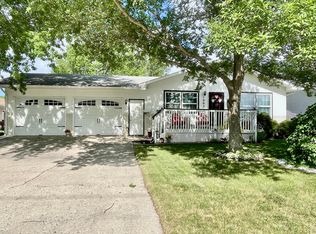 1605 7th Ave NE, Jamestown, ND 58401