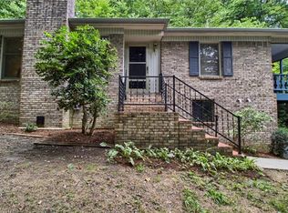 104 Harmony Ln, Hendersonville, NC 28791