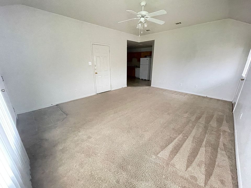 406 W St John St 406 W Saint John Ave Nolanville TX Zillow