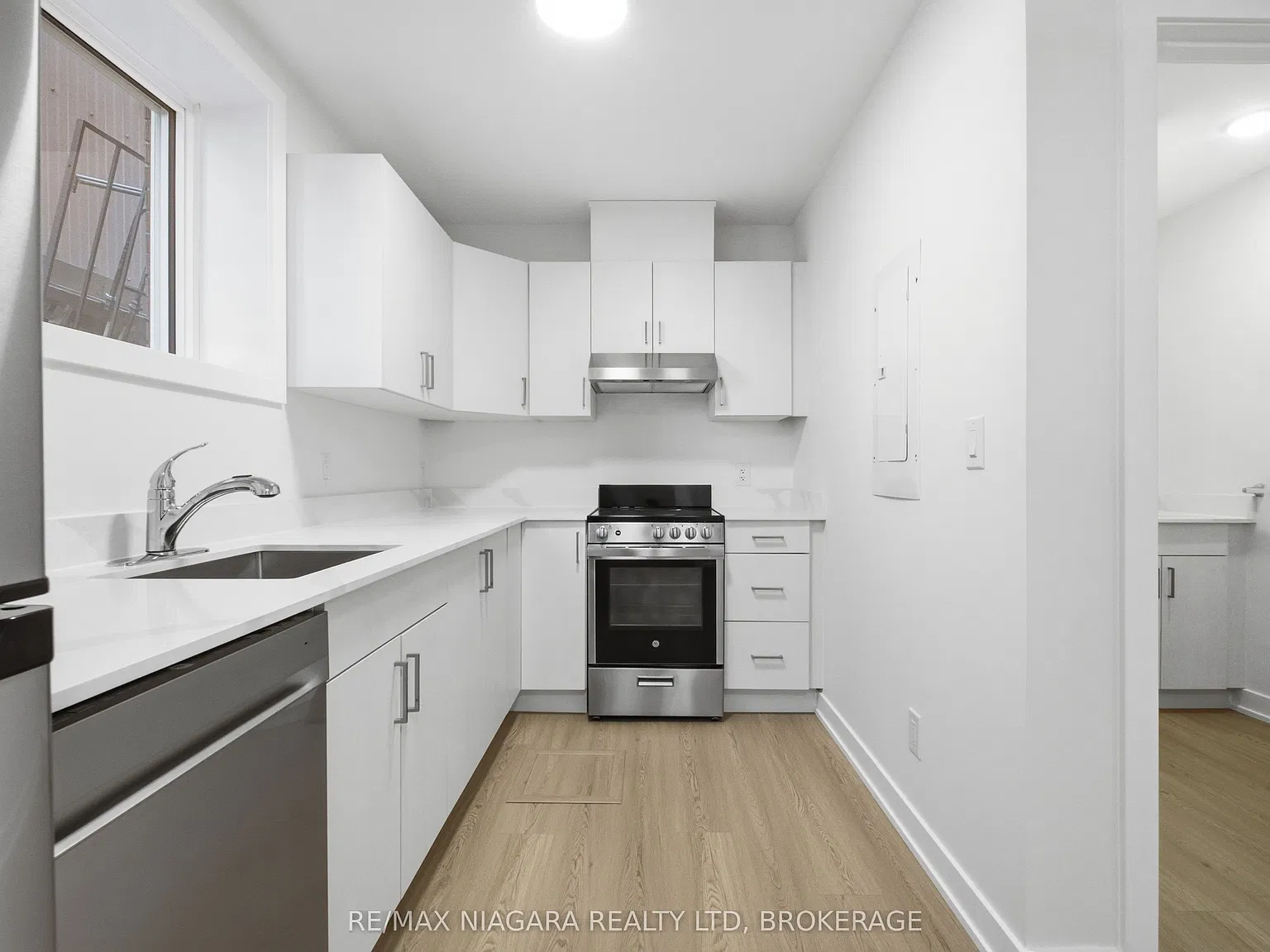 1 bed, $1,340 — Photo 3