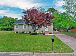 82 Robert Best Rd, Egg Harbor Township, NJ 08234