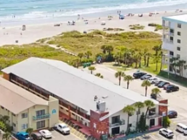 22 Tulip Ave, Cocoa Beach, FL 32931