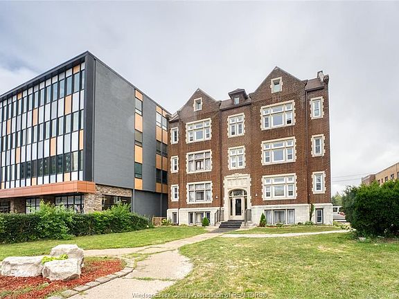 3rd image of 1382 Ouellette Ave #7