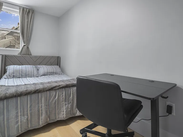 104 Harvard Pl — Photo 135