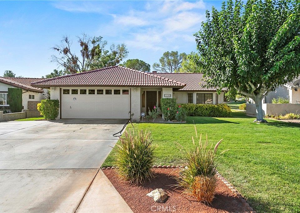 1st image of 15163 Bluegrass Dr
