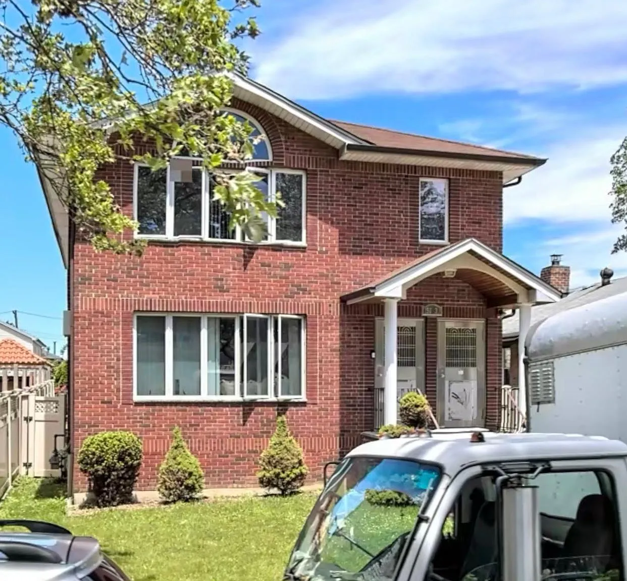 3 bed, 1378 sqft, $3,300 — Photo 1