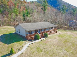 2815 Carvins Cove Rd, Salem, VA 24153