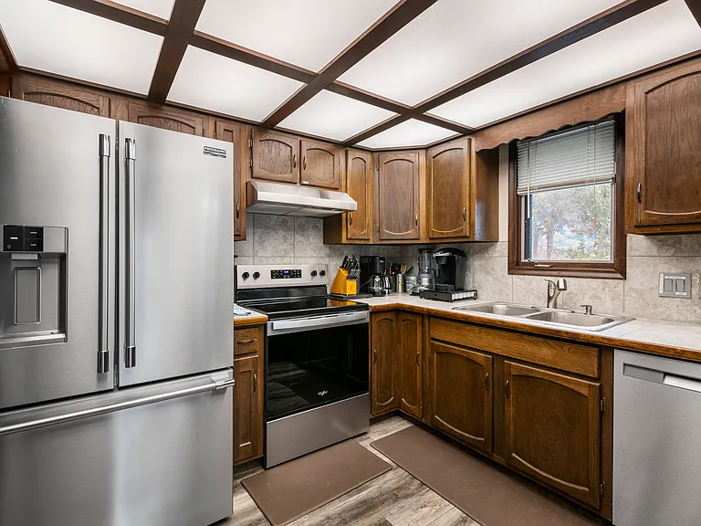 5008 NW Radial Hwy #2 — Photo 3