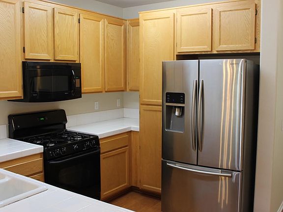 3rd image of 4469 Avenida Aquila