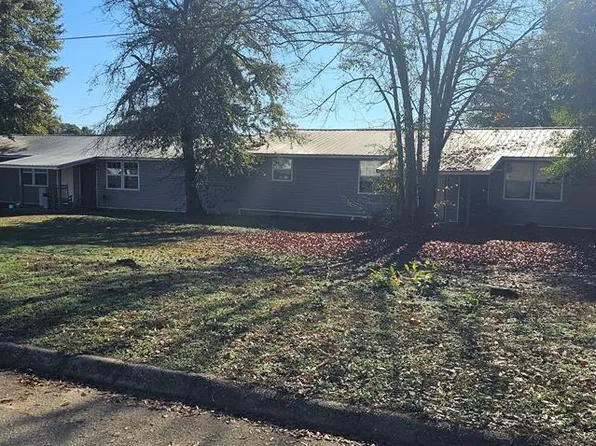 47-67 Groner St, Daleville, AL 36322