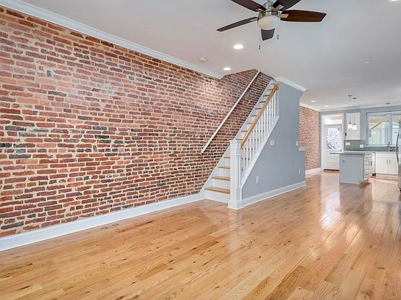 3rd image of 260 S East Ave