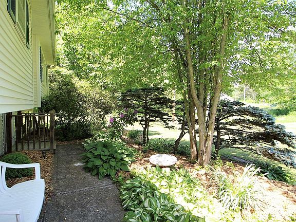 5th image of 10 Keils Ln