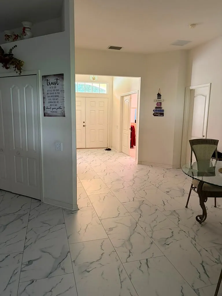 5 bed, 2503 sqft, $1,400 — Photo 2